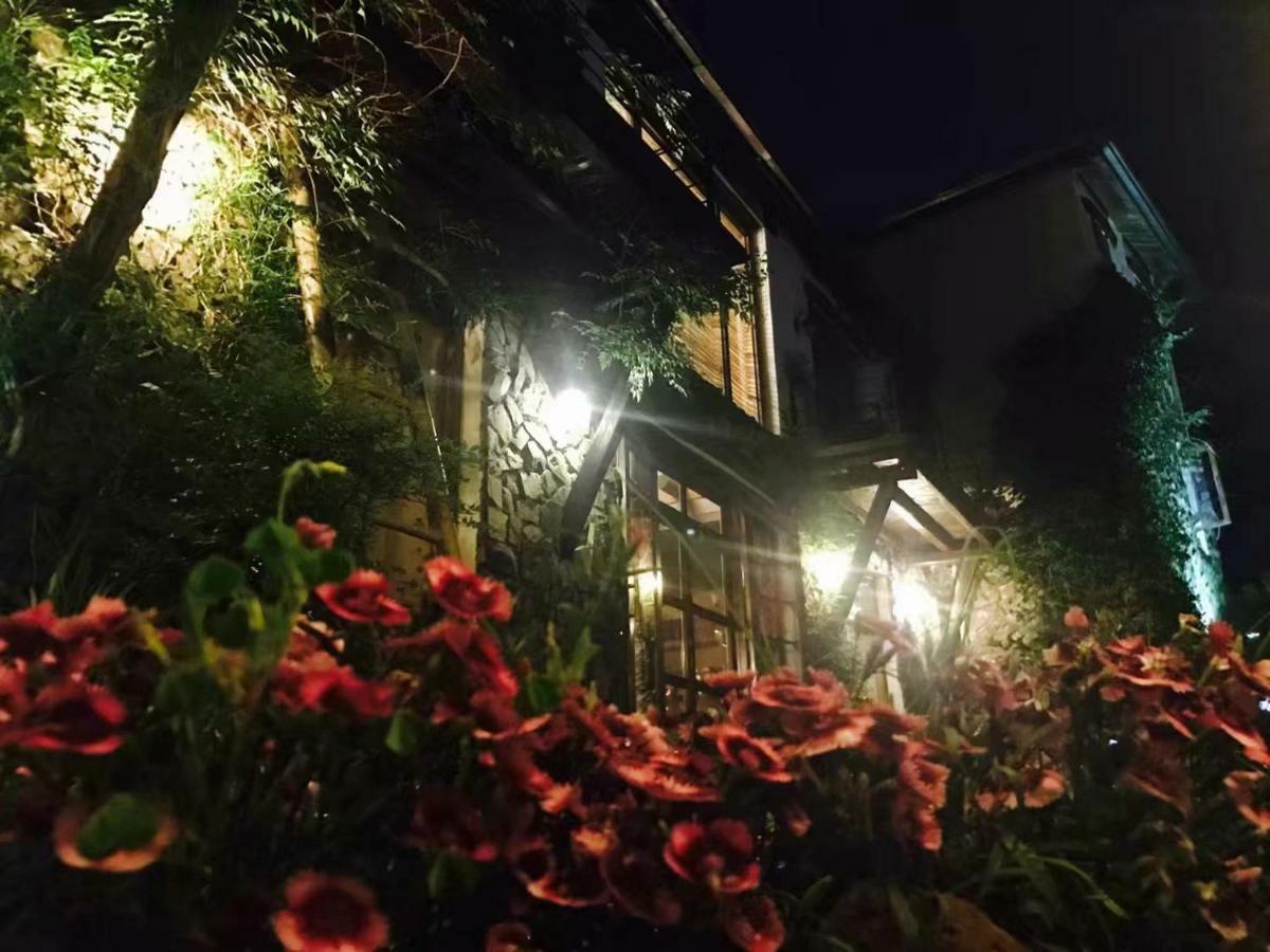 Mogan Mountain Xiaomusensen Villa Deqing Bagian luar foto